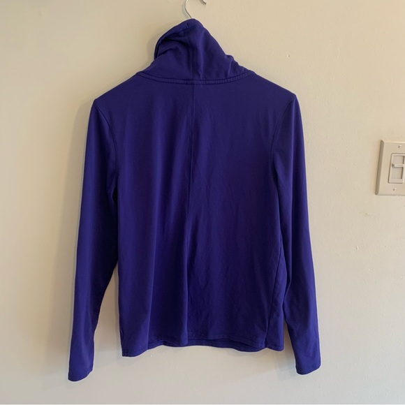 Victoria Secret Sport Workout Top - Picture 3 of 3